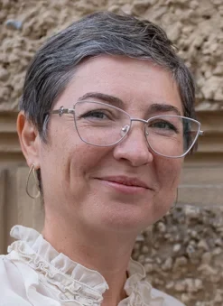 ADILIA HORNEK